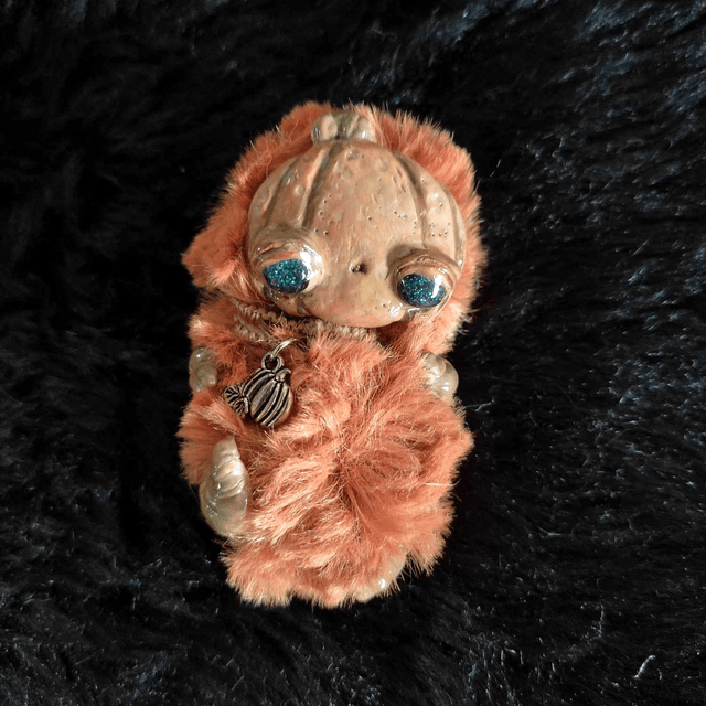 Ooak creature ~ Mini pumkins