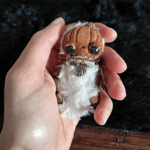 Ooak creature ~ Mini pumkins
